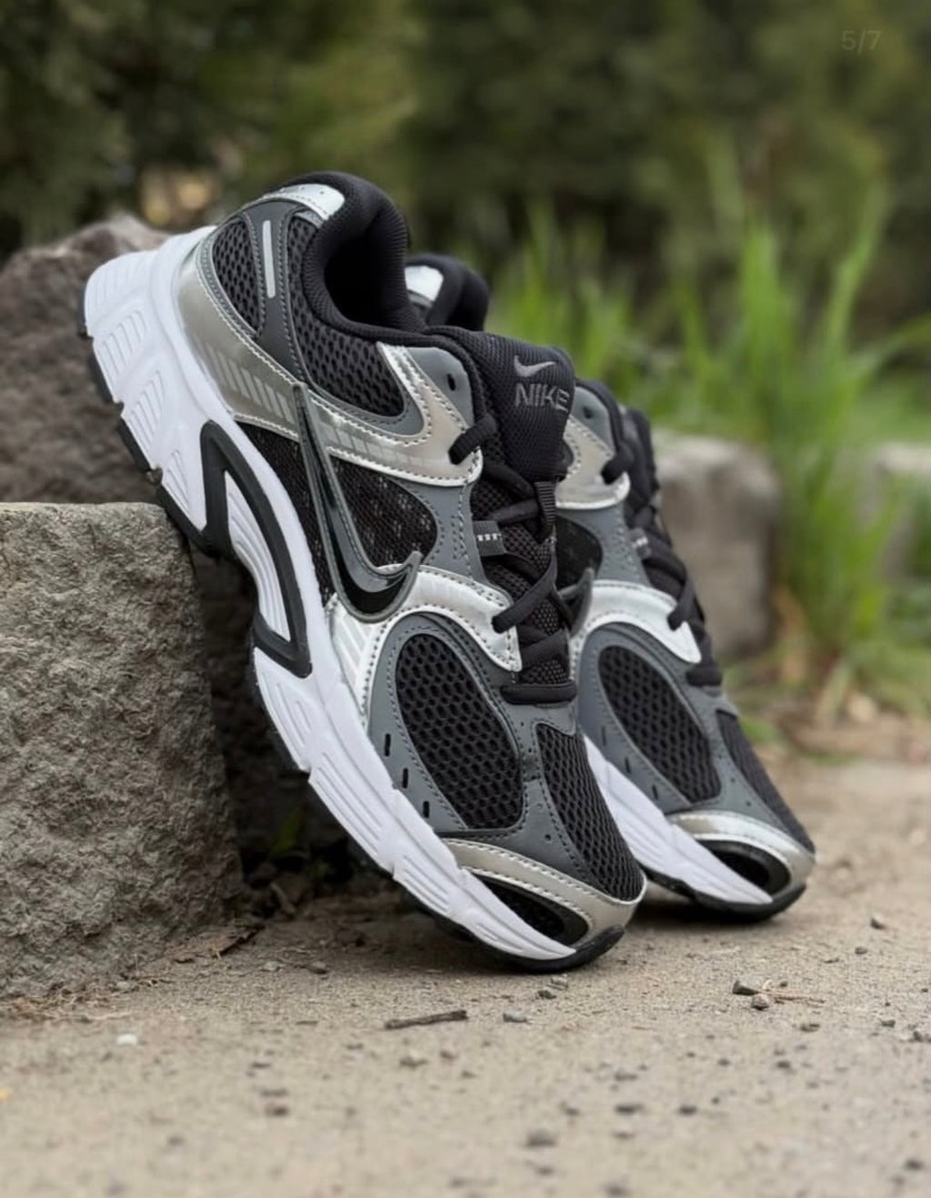 Nike V5 RNR