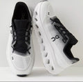 On Cloud Black Ivory
