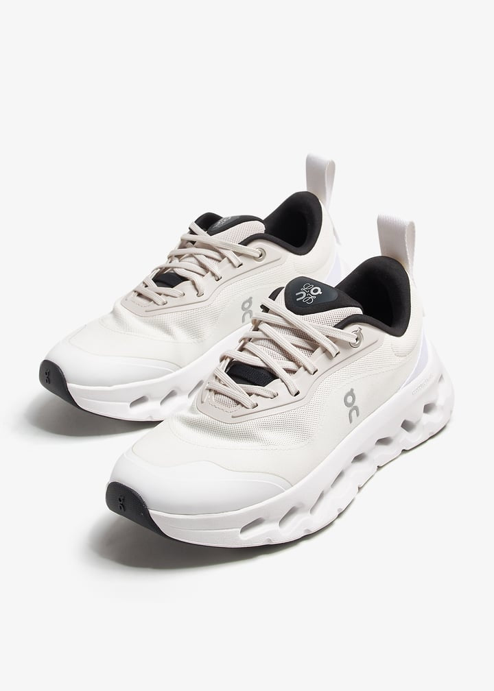 On Cloud X Loewe