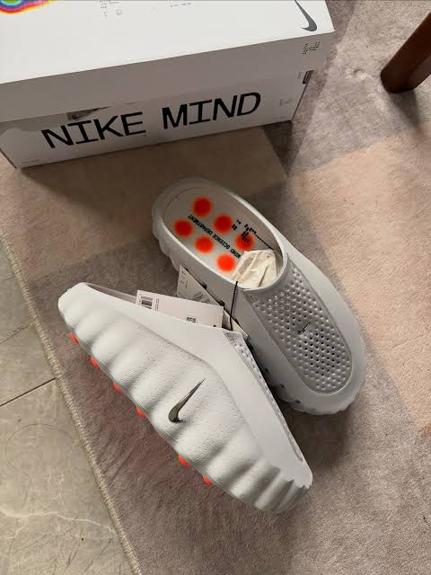 Nike Mind 001 Grey