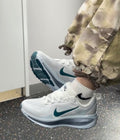 Nike V18 Running