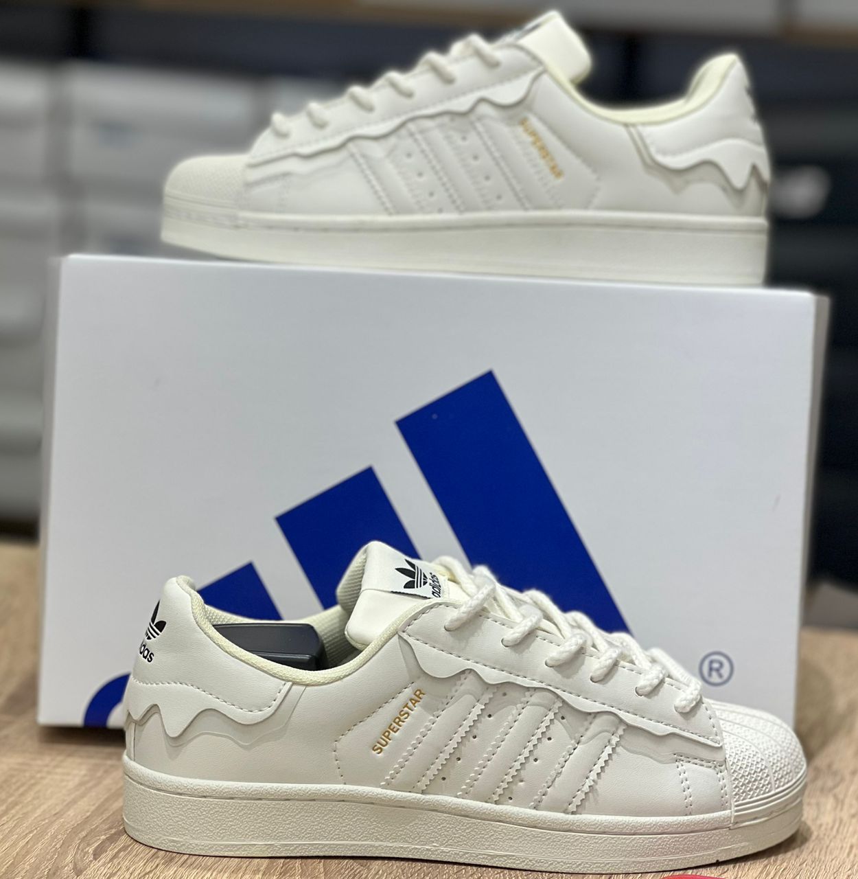 Adidas Superstar