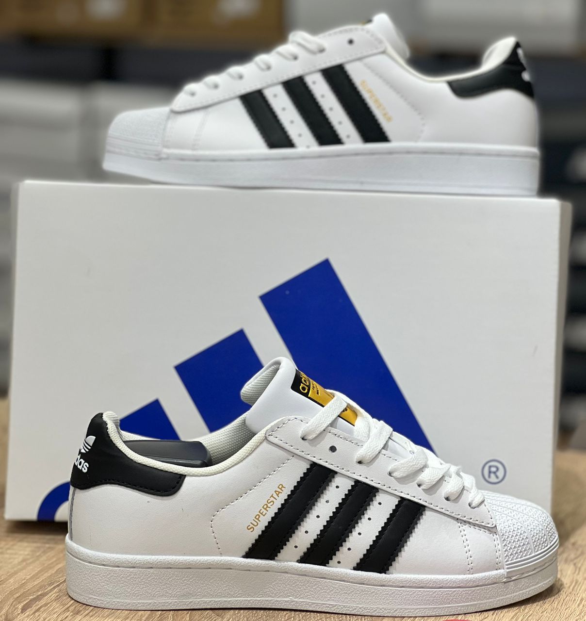 Adidas Superstar