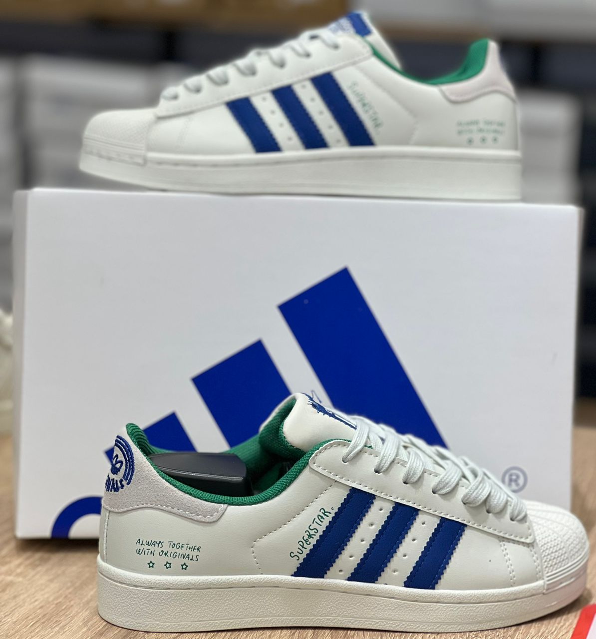 Adidas Superstar